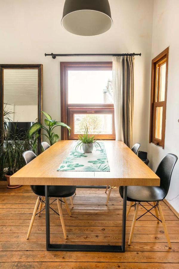 Cosy Roof Flat On 5th Floor With Bosphorus View Apartment