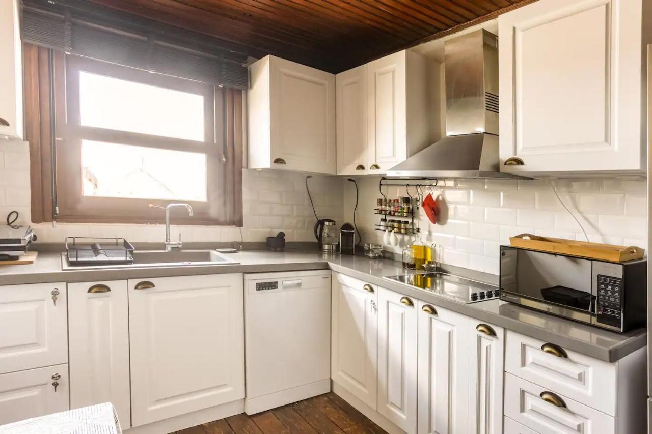 Apartment Cosy Roof Flat On 5th Floor With Bosphorus View Istanbul