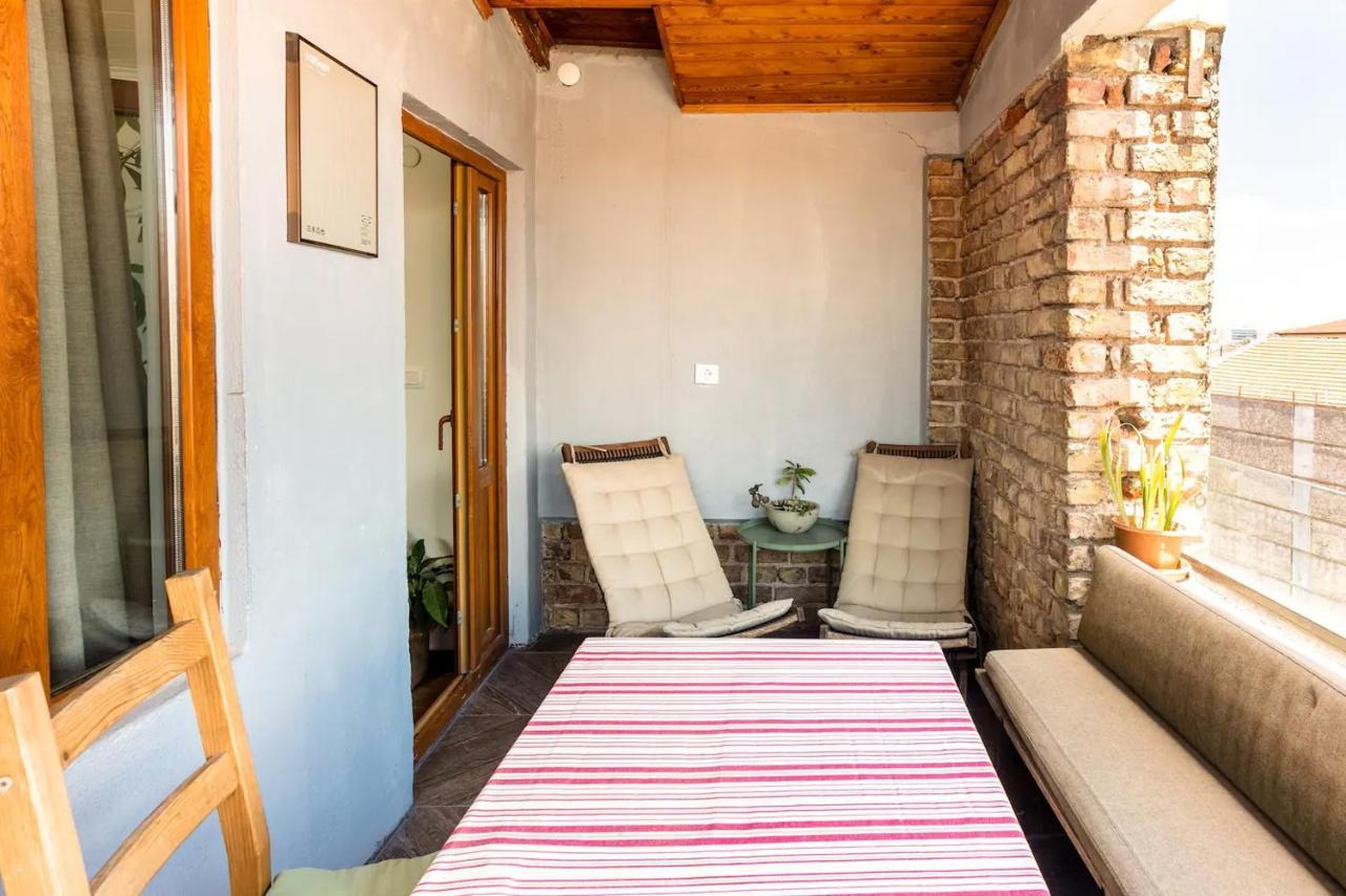 Cosy Roof Flat On 5th Floor With Bosphorus View Apartment Istanbul