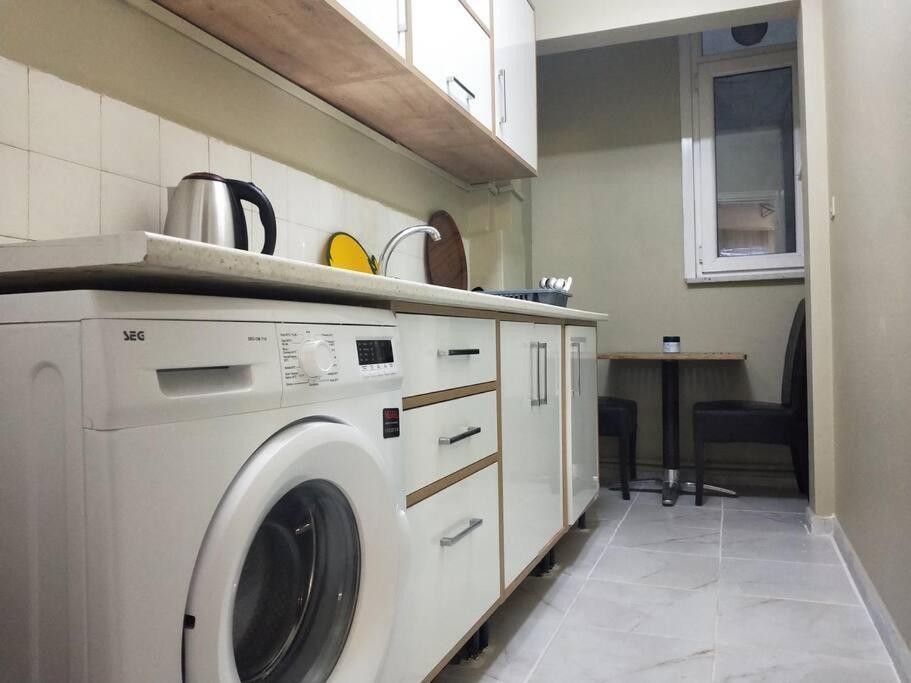 In The Heart Of Taksim Apartamento Istambul