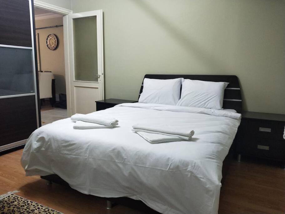 In The Heart Of Taksim Apartamento