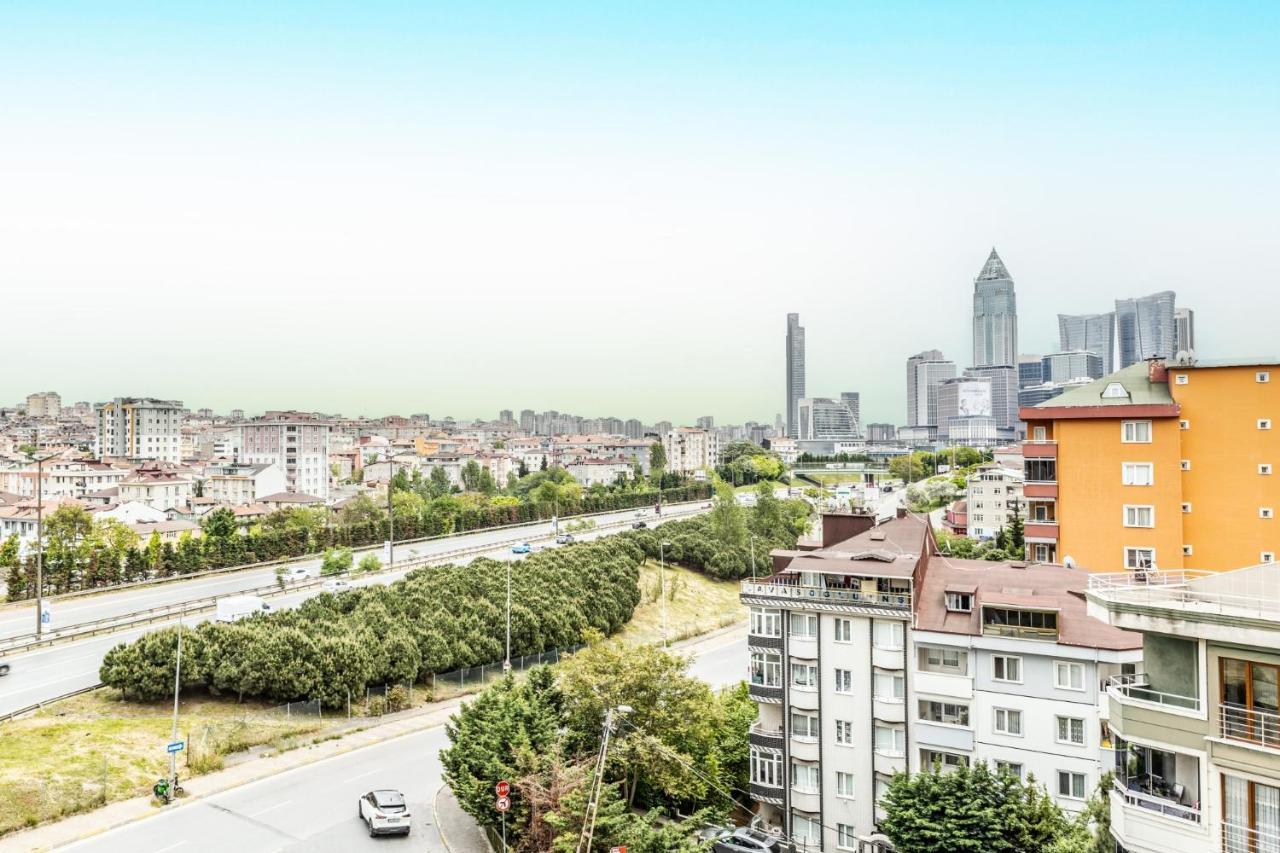 Cozy And Modern Studio With View In Atasehir Apartment *