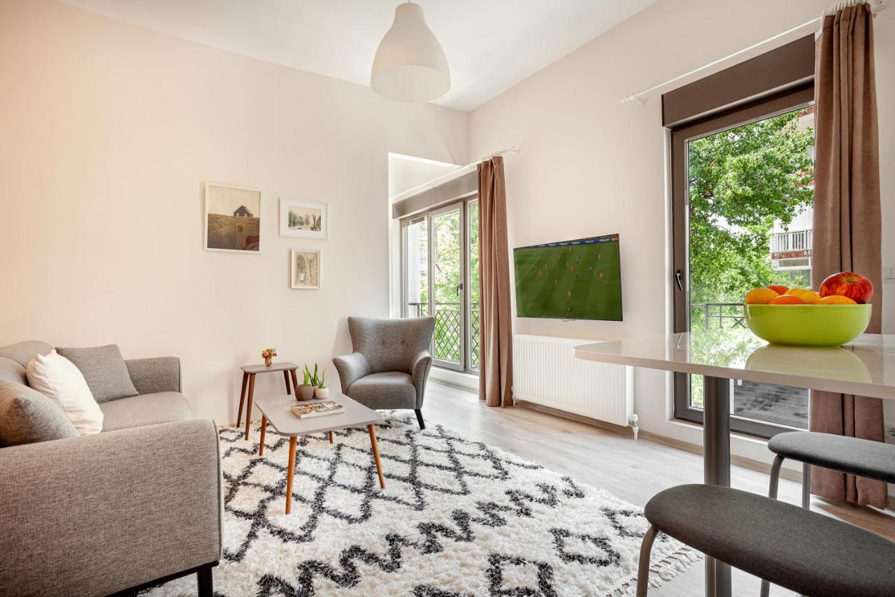 Whisper By Oval Istanbul