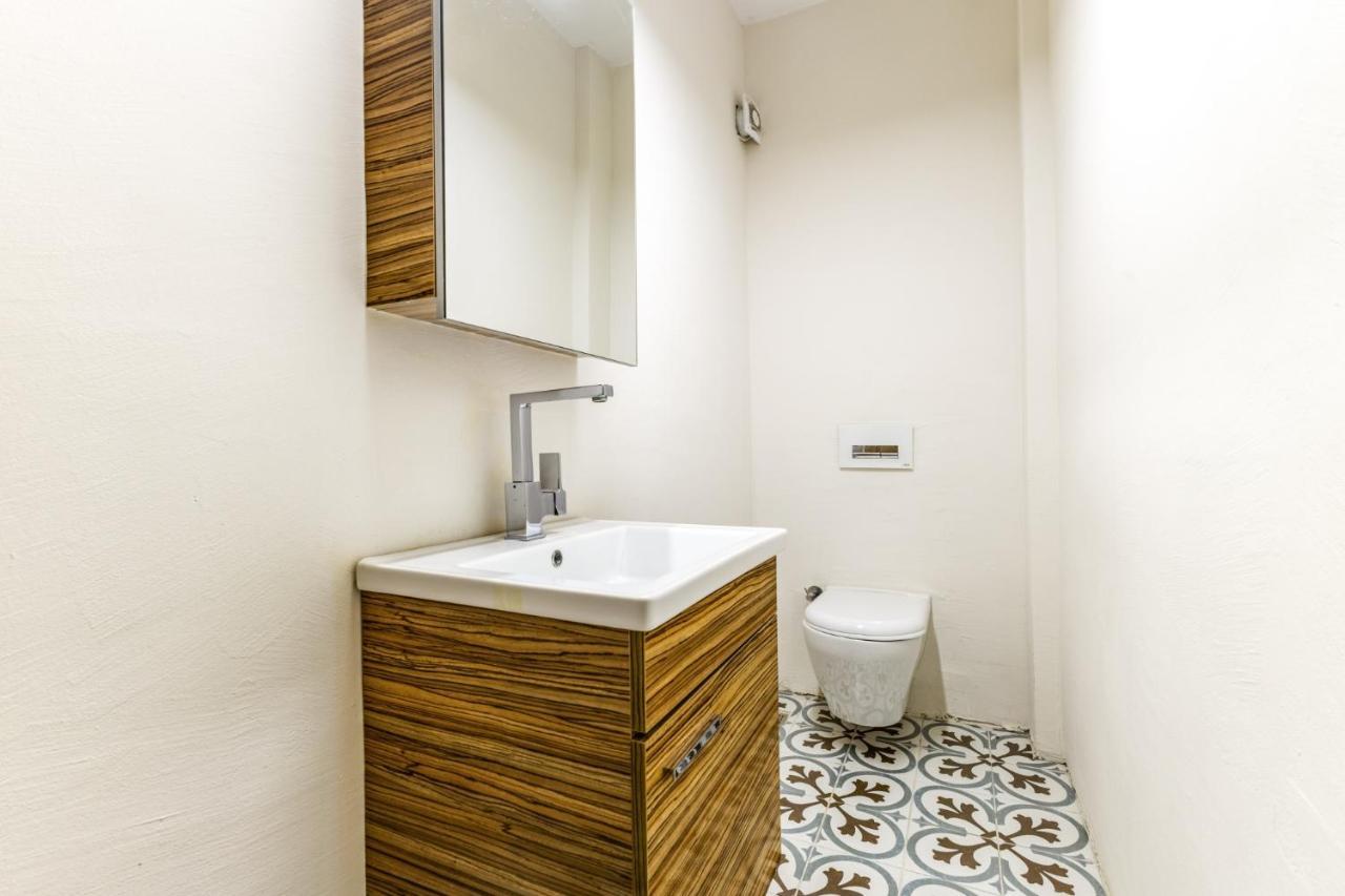 Apartment Flat W Balcony 1 Min To Bagdat Avenue In Kadikoy Istanbul