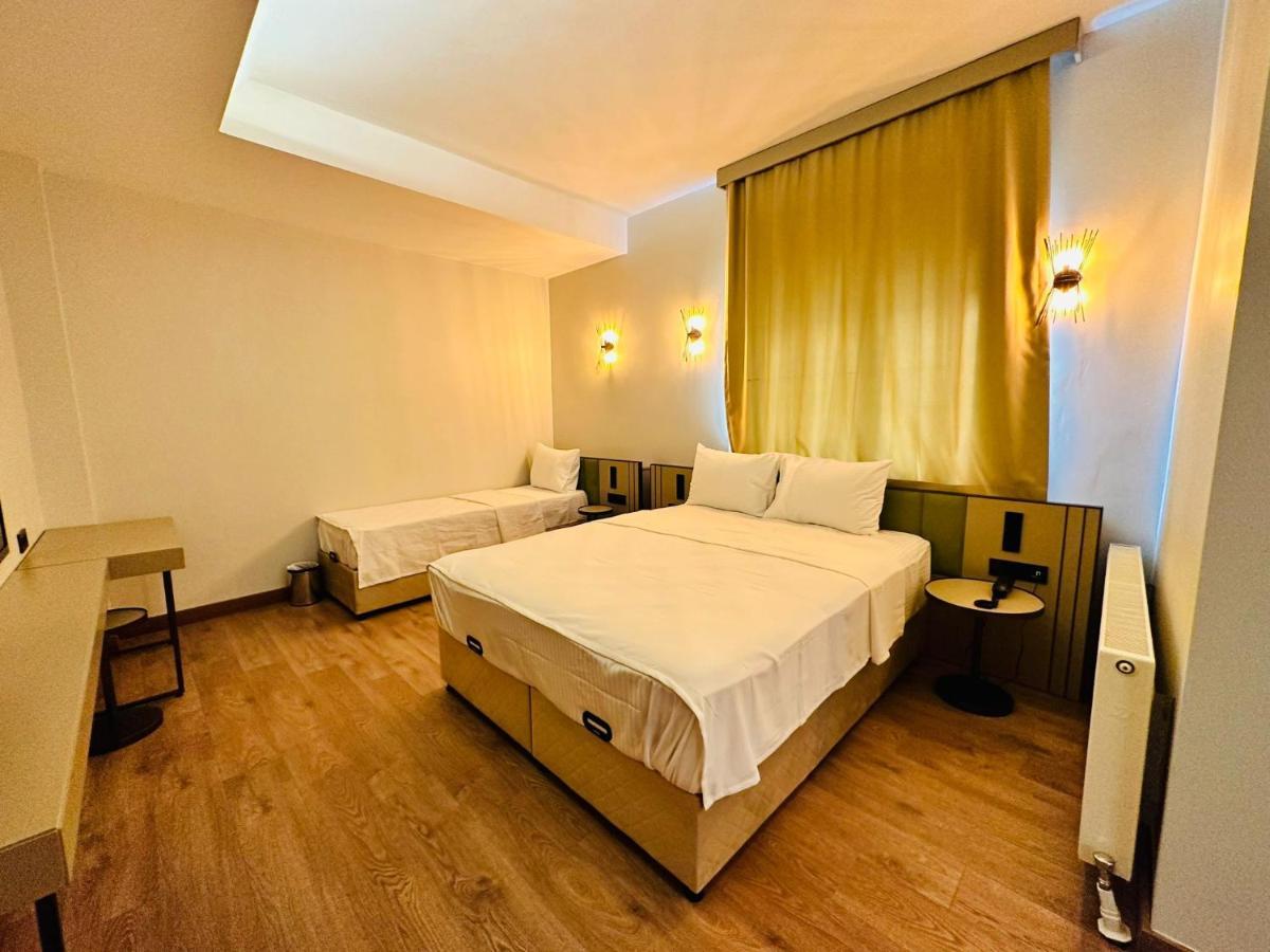 Royal Hotel