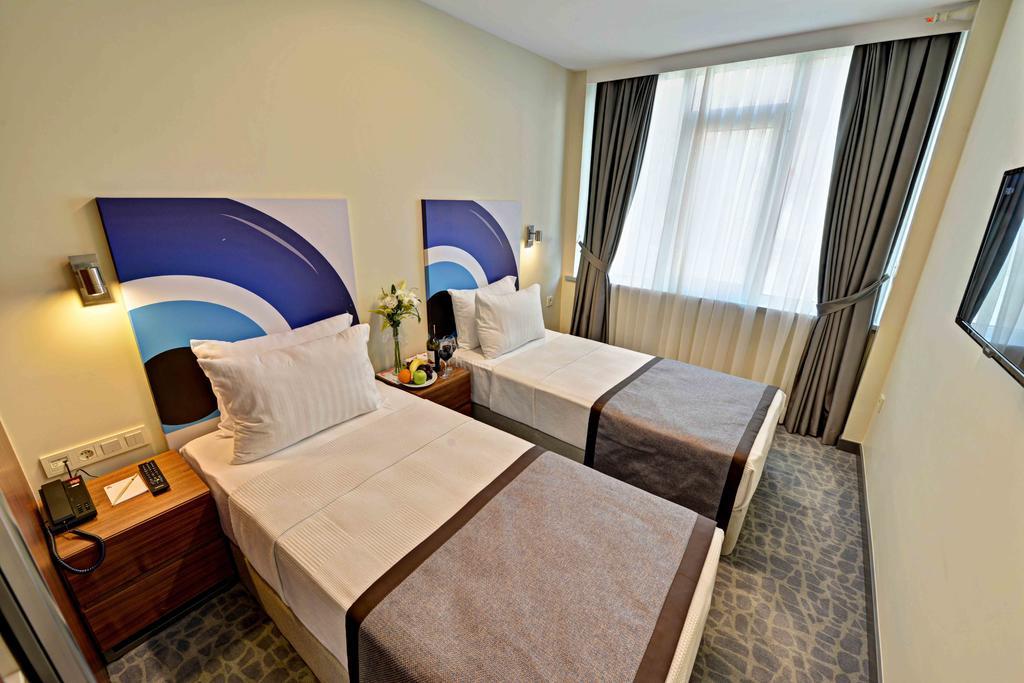All Inn Hotel Hotel
