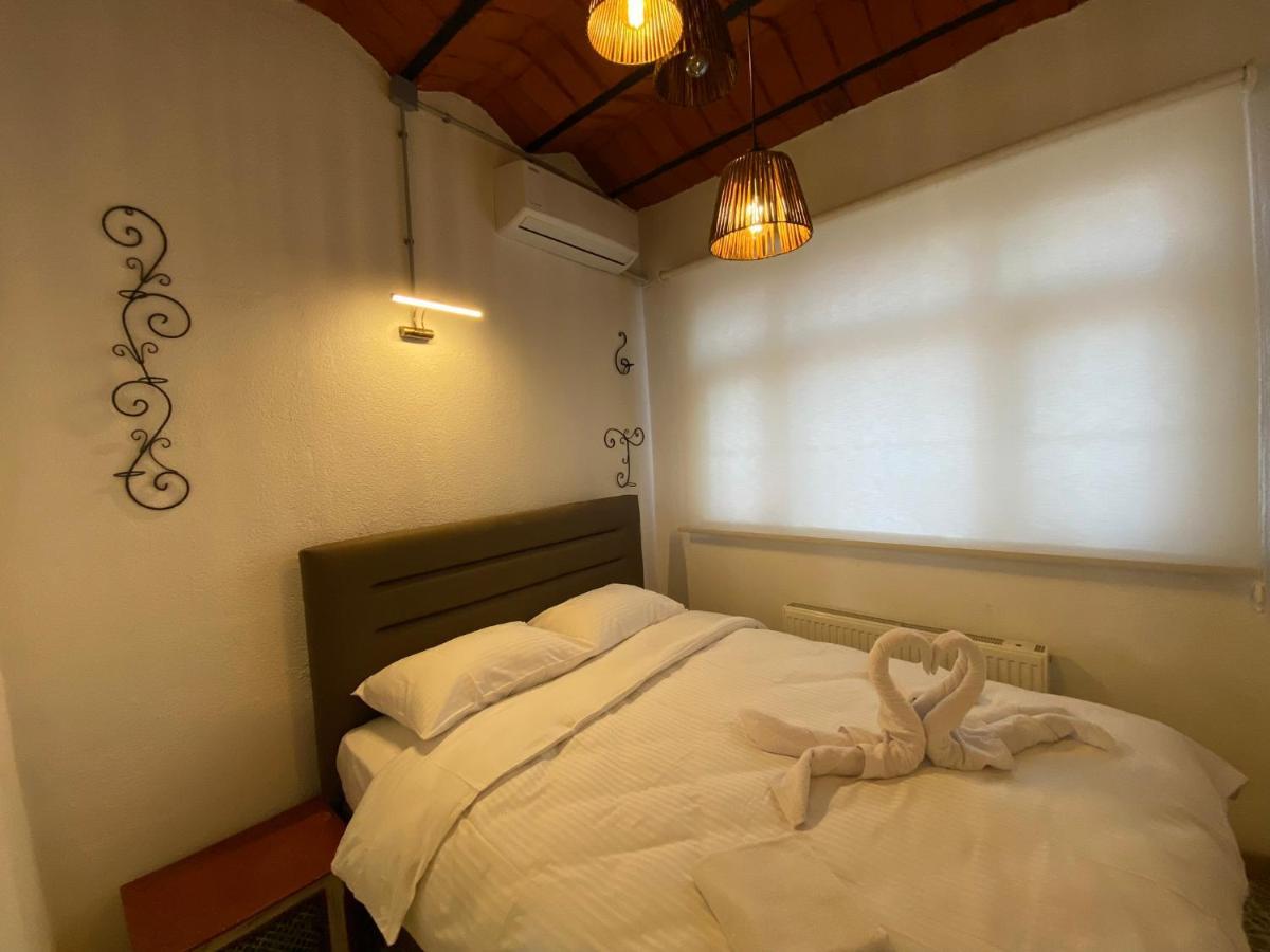 Apartment Balat Historical House
