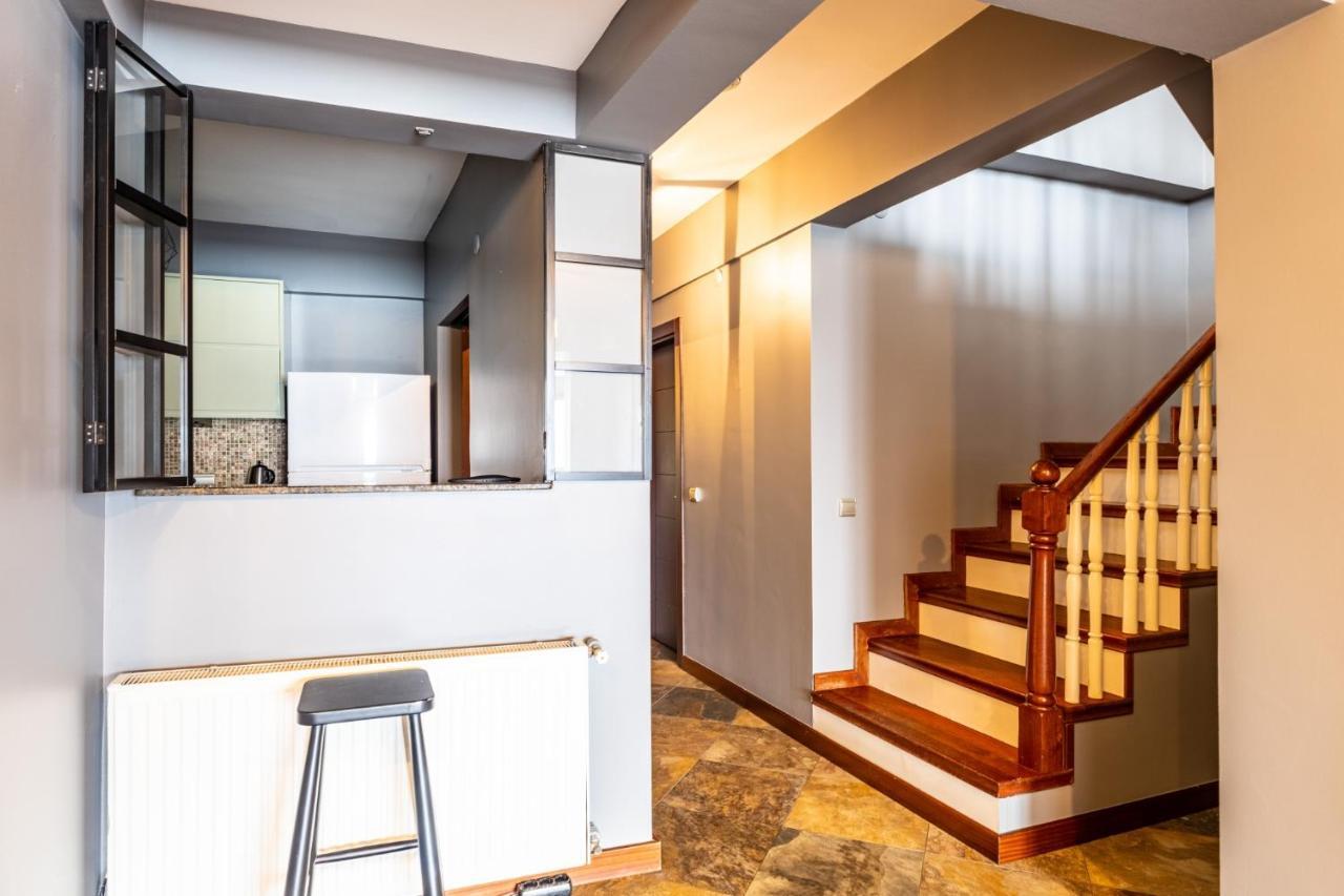 Apartment Duplex Flat W Panoramic Bosphorus View And Terrace *