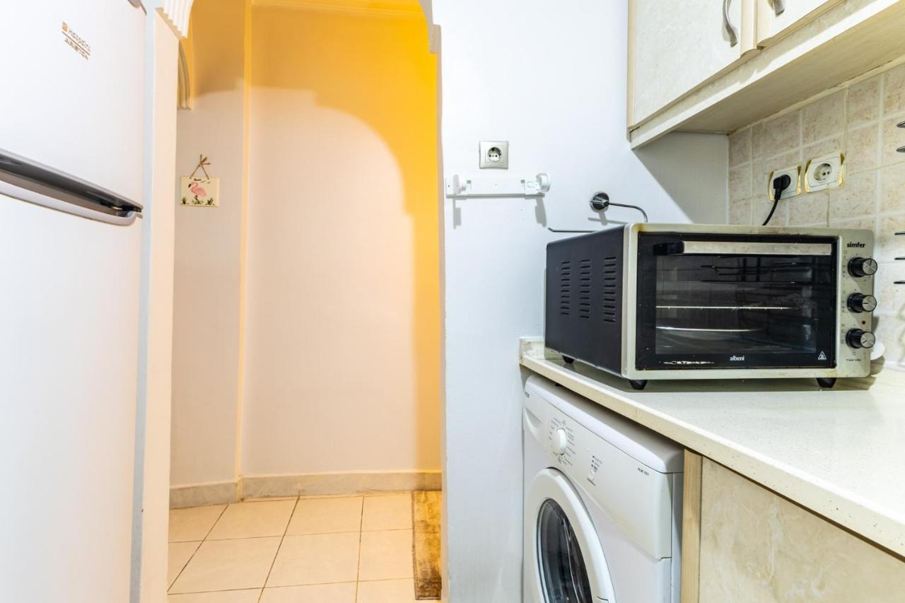 Chic Flat W Balcony 5 Min To Dolmabahce Palace Apartment Istanbul