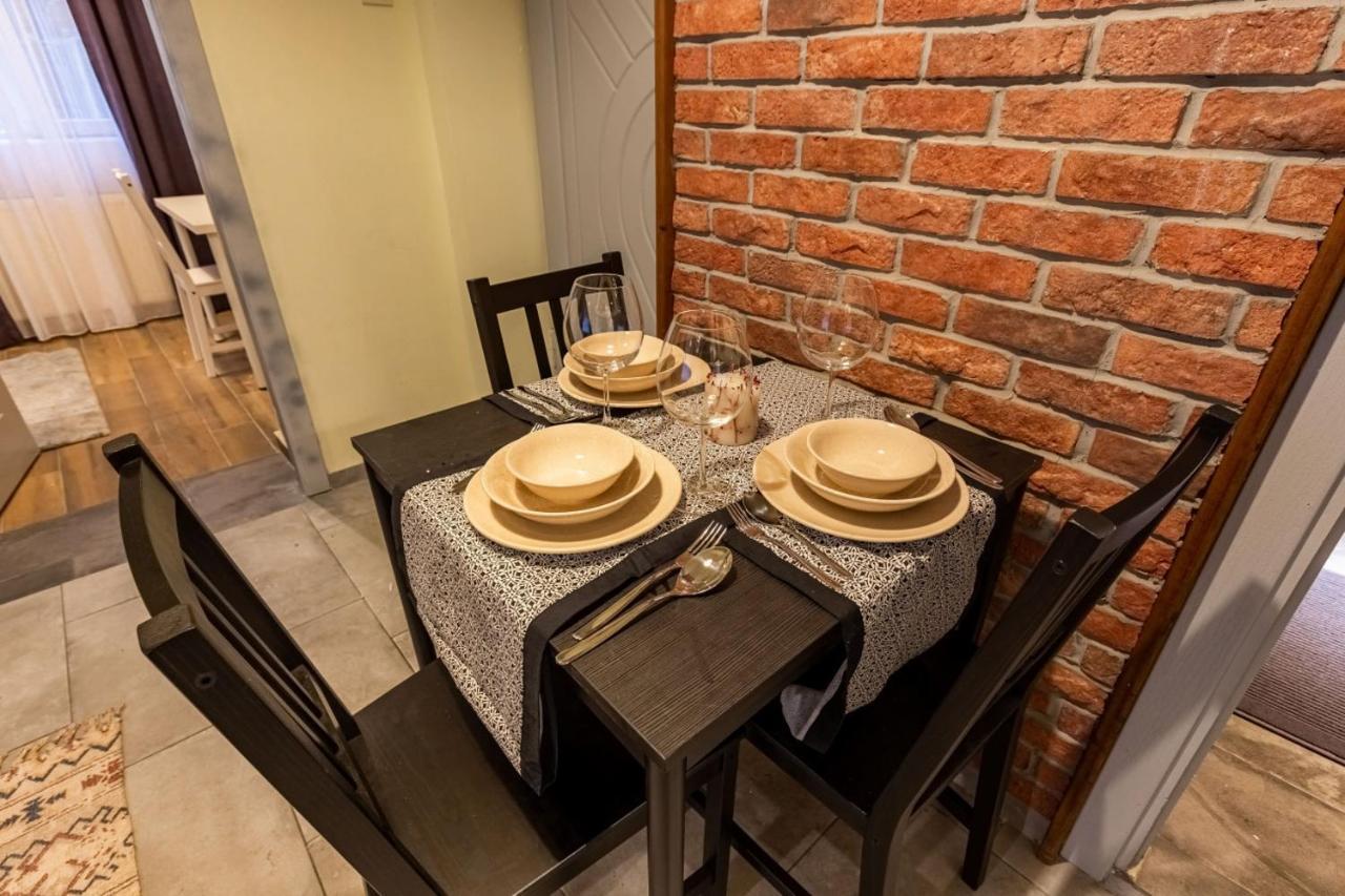 Charming Flat Near Trendy Attractions In Cihangir