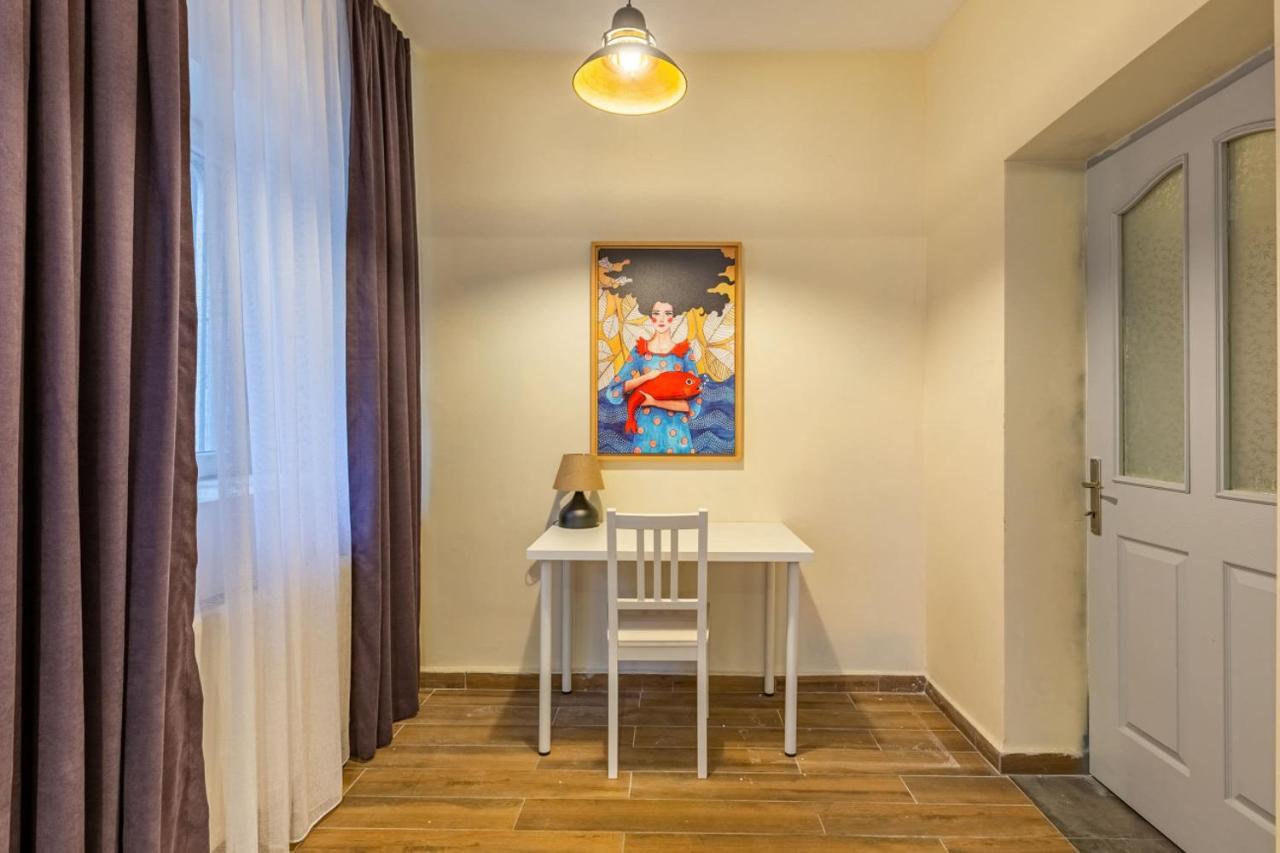 Charming Flat Near Trendy Attractions In Cihangir * Istanbul