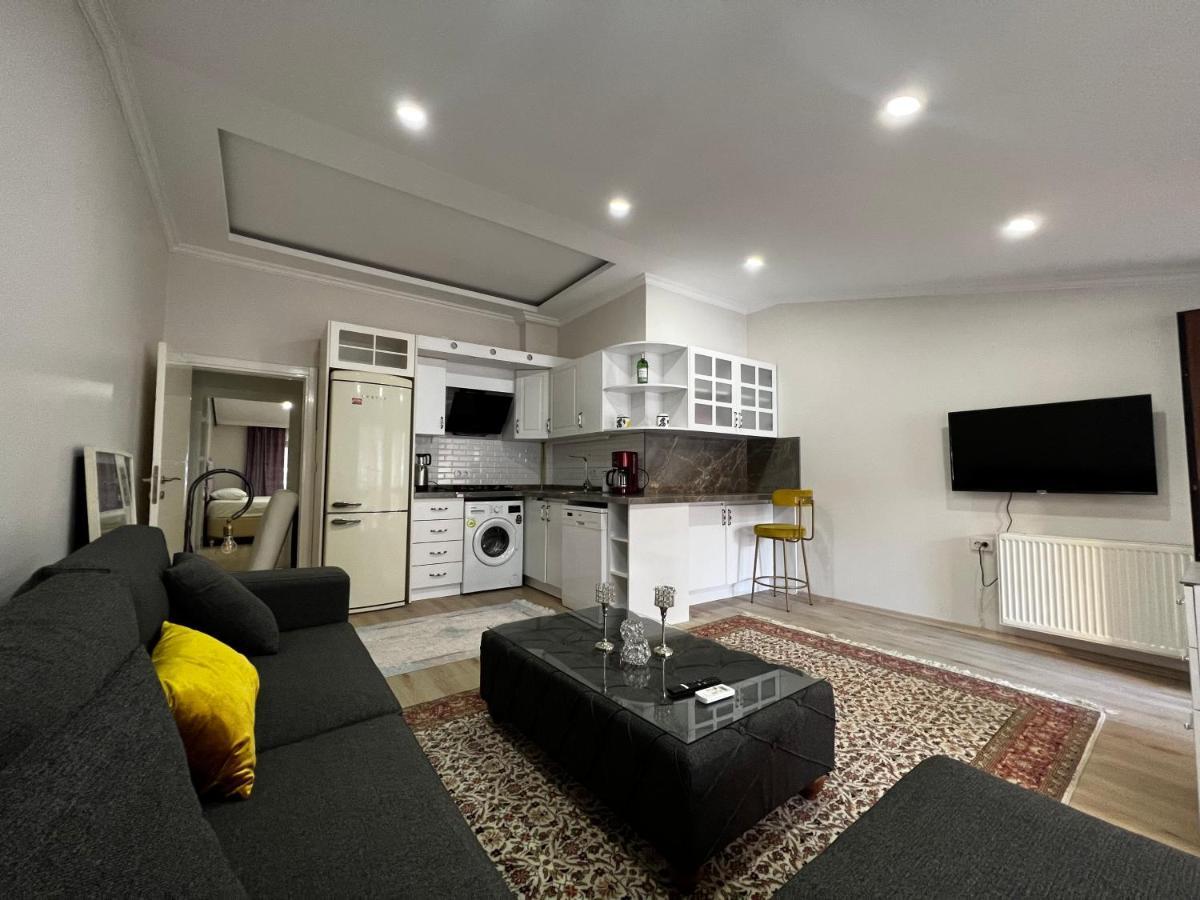 Apartment Amazing 1 Bedroom Penthouse With Large Terrace In Sisli *