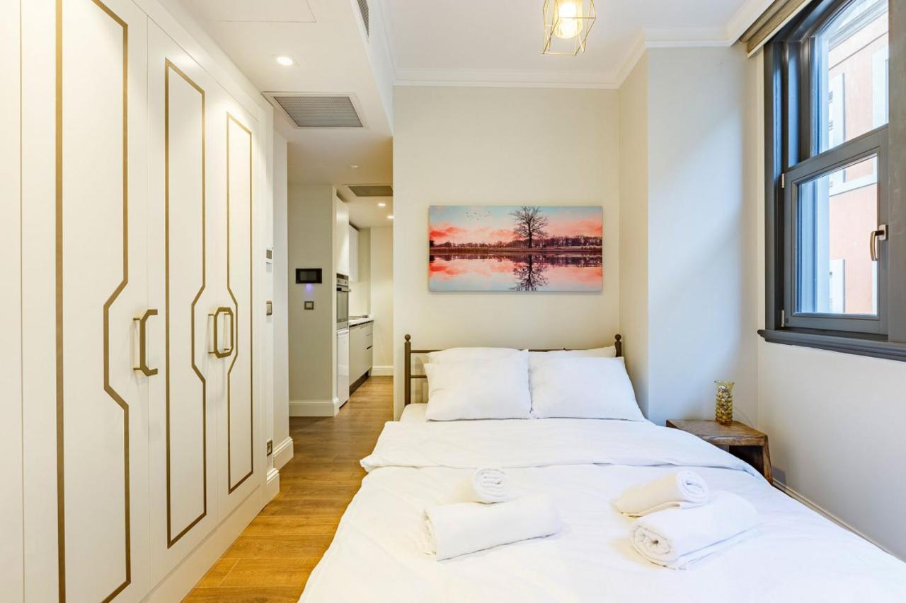 Modern House With Central Location In Beyoglu Daire İstanbul