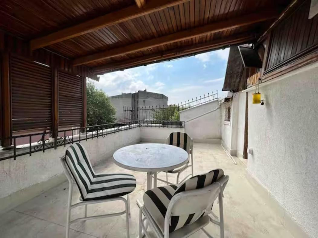 Kumkum House Apartment