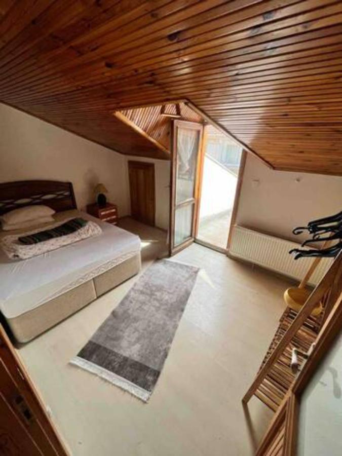 Apartment Kumkum House