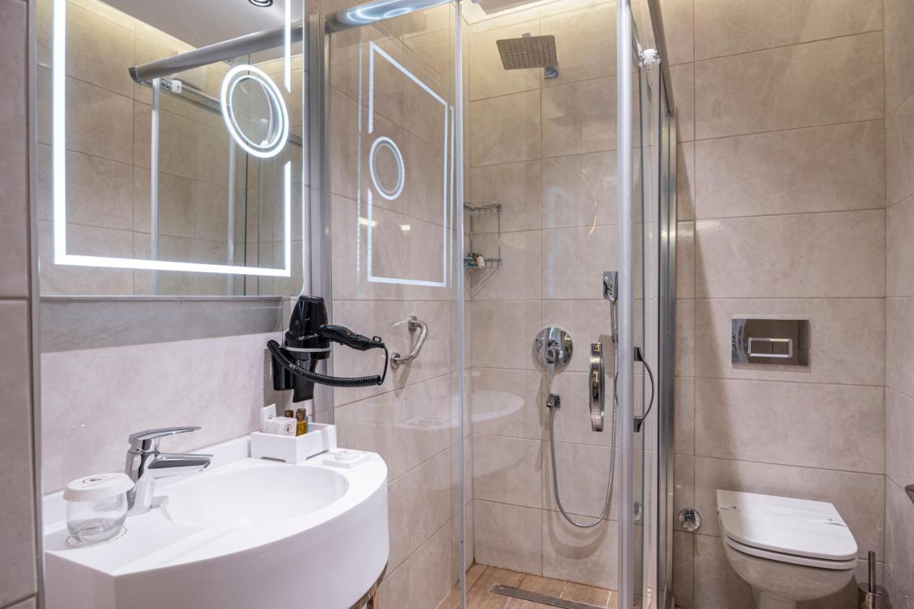 Pera Luna Premium Istanbul