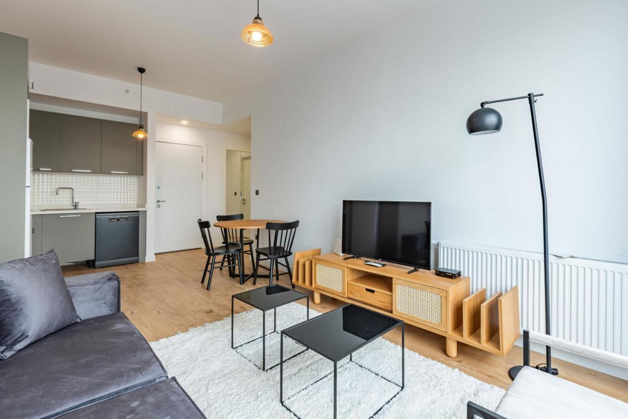 Modern With Fantastic City View In Kadikoy