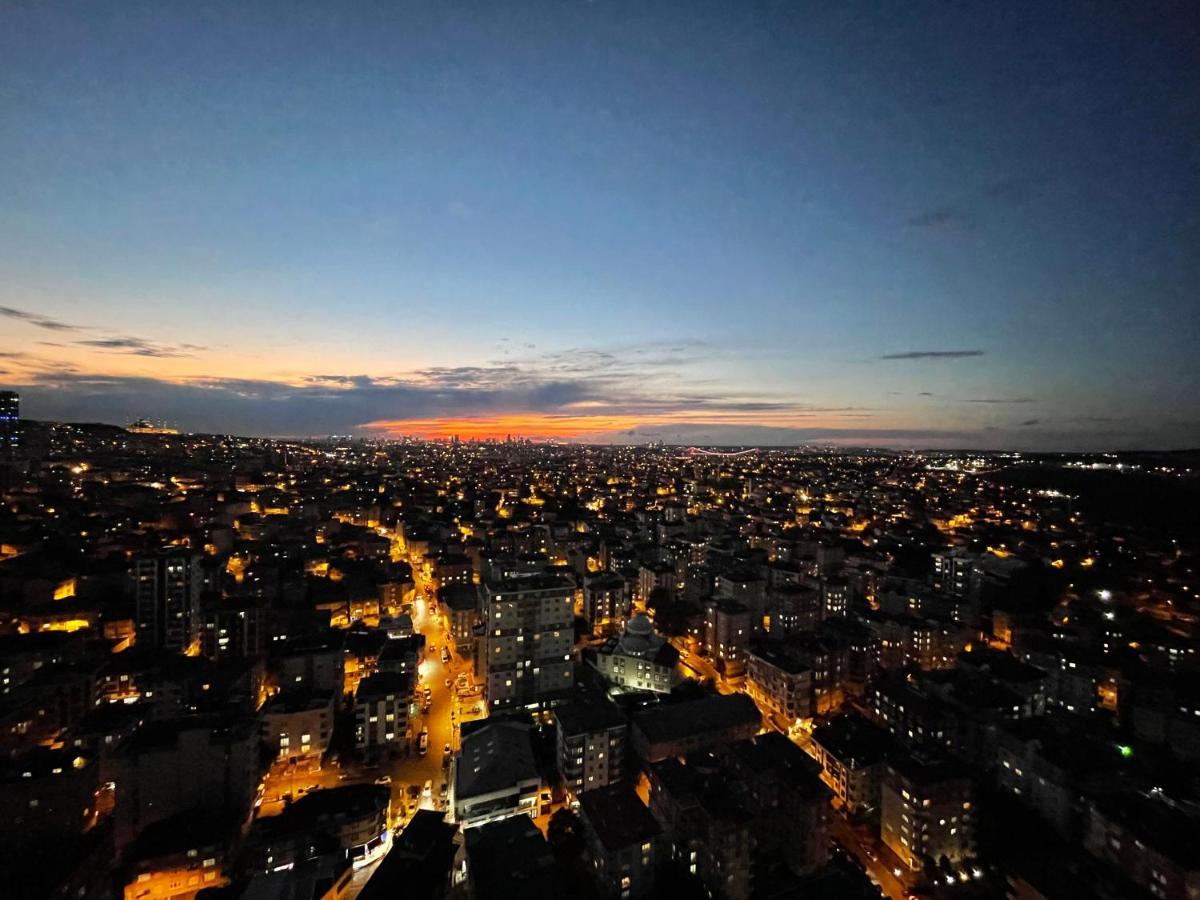 Antasya 1+1 With Pool And High Floor Apartment Istanbul