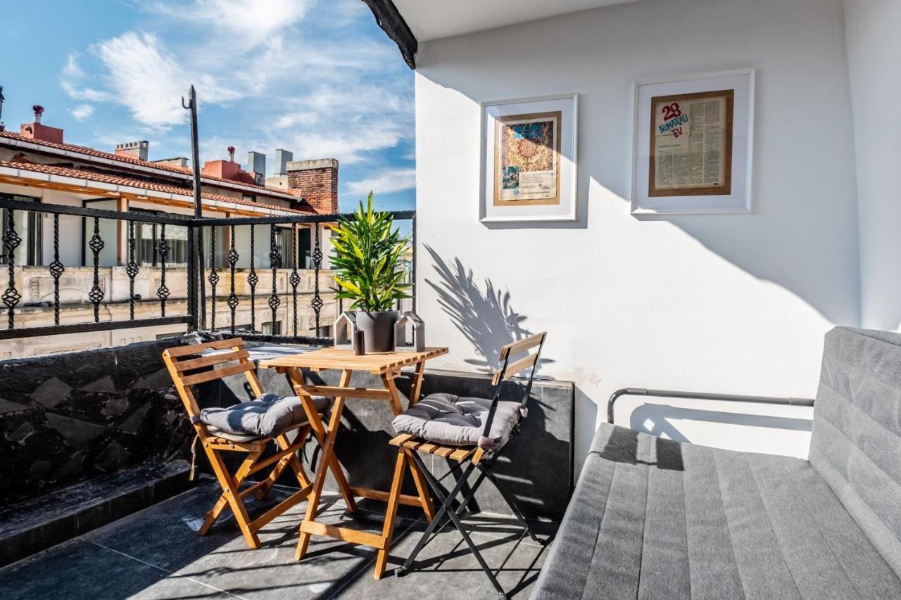 Daire Lovely Flat With Terrace On Istiklal Street