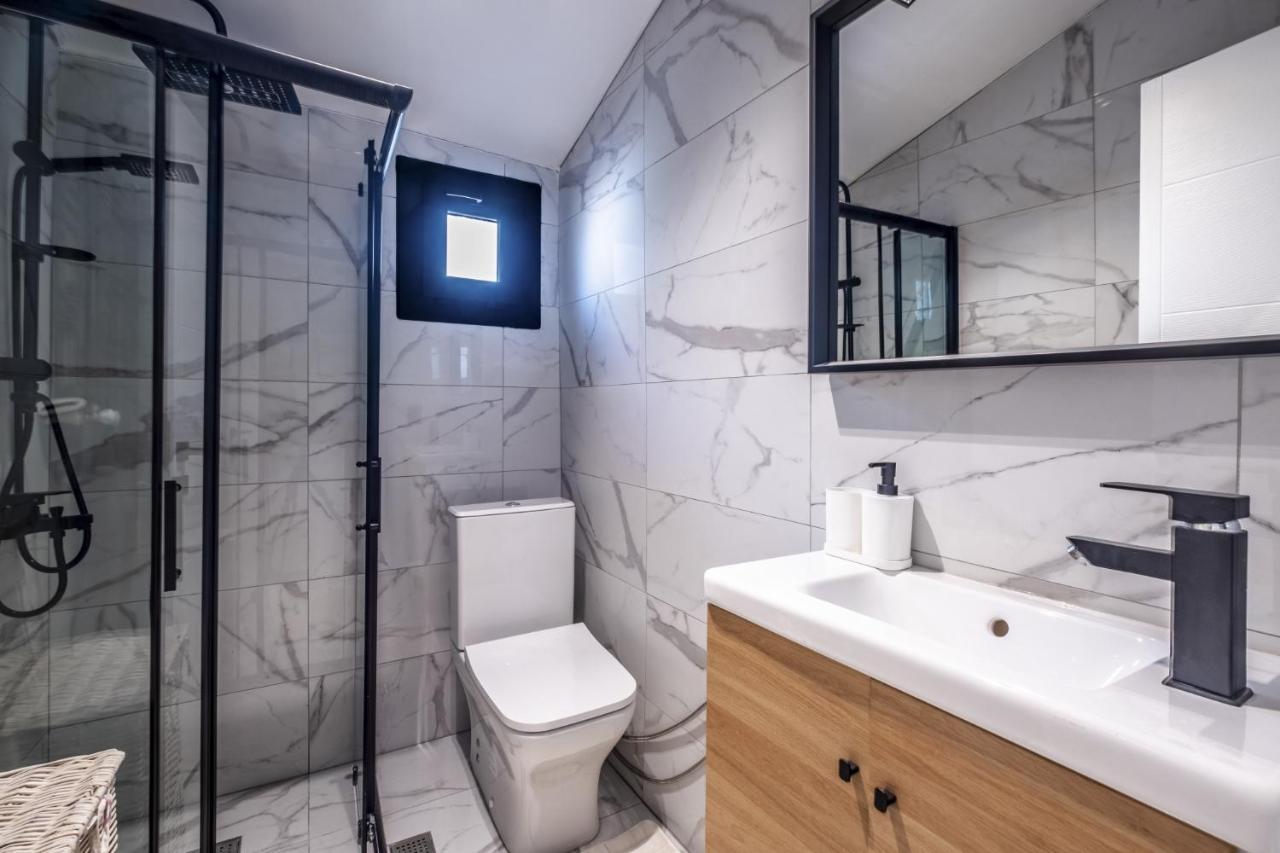 Lovely Flat With Terrace On Istiklal Street *