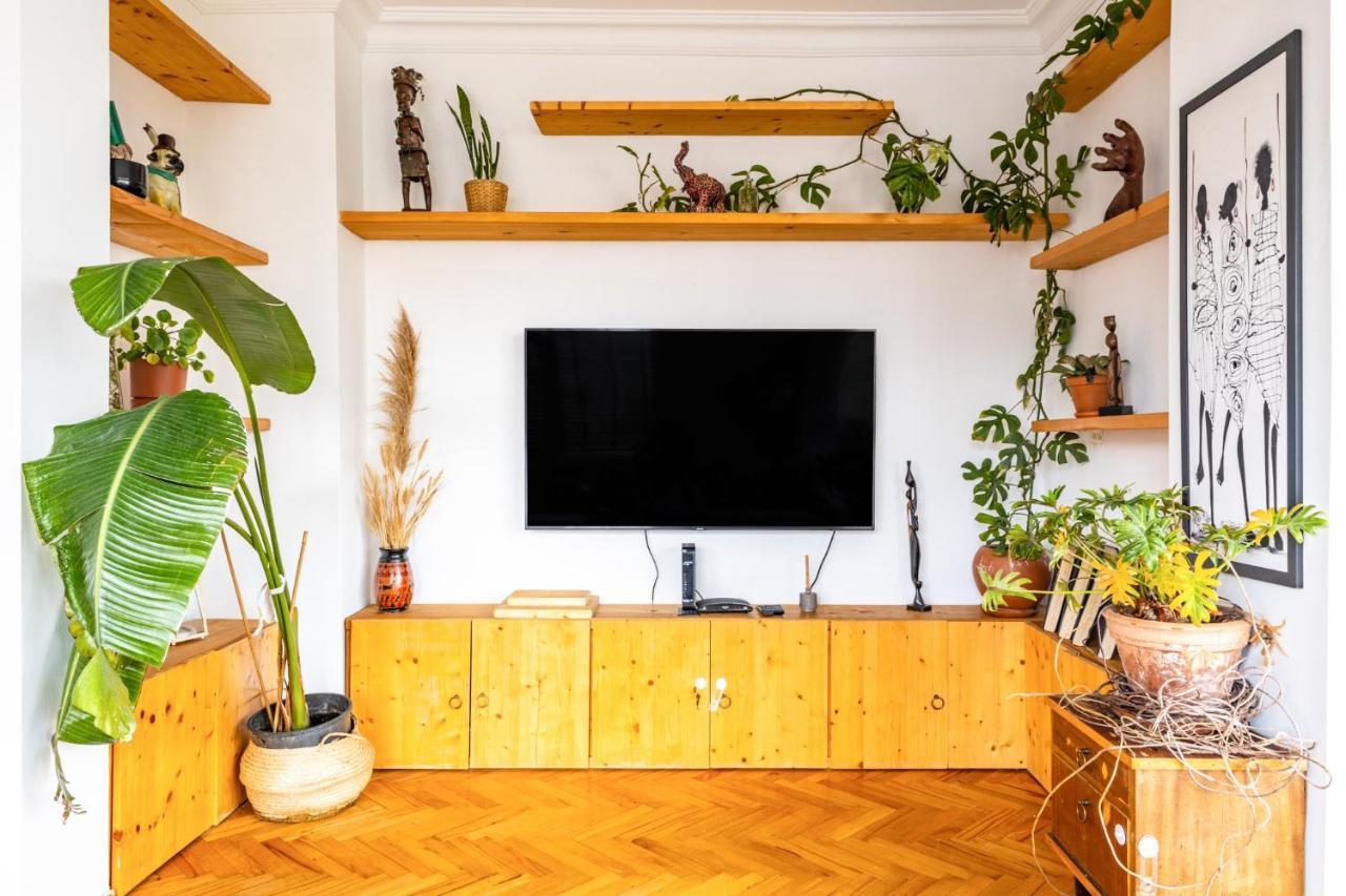 Apartment Flat W Balcony 10 Min To Toy Museum And Marmaray Istanbul