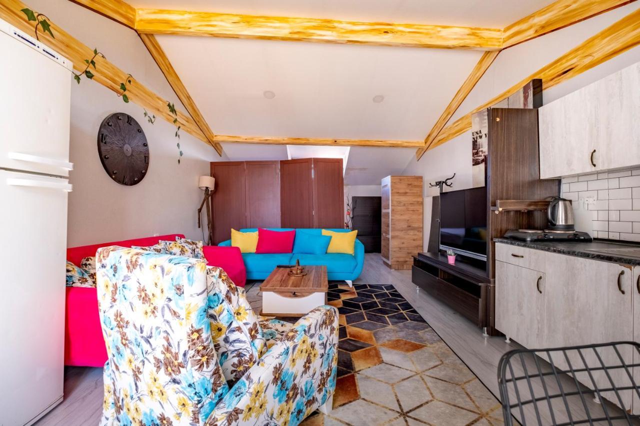 Hotel Stnbol *