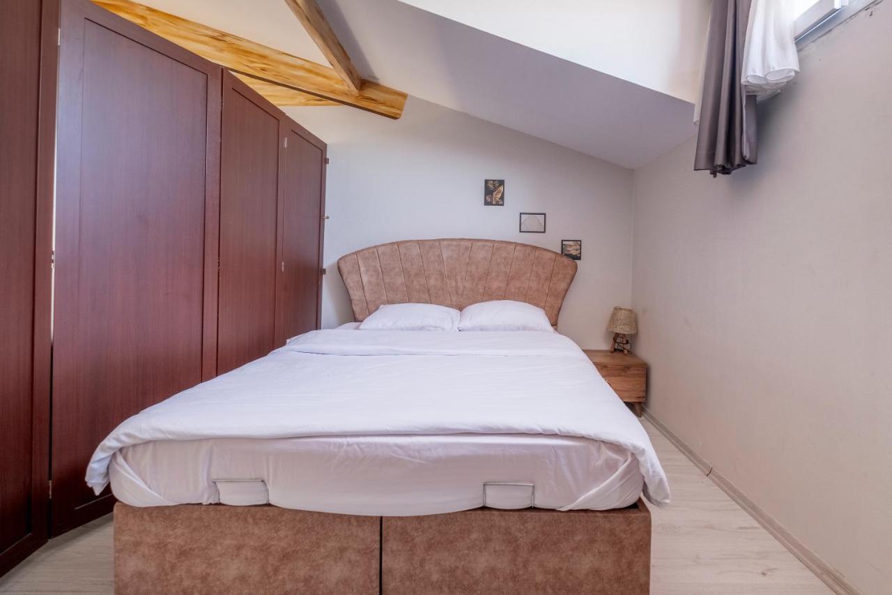 Hotel Stnbol