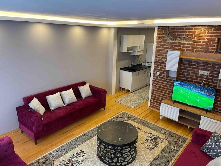 Cozy Place In Heart Of Taksim Apartment Istanbul