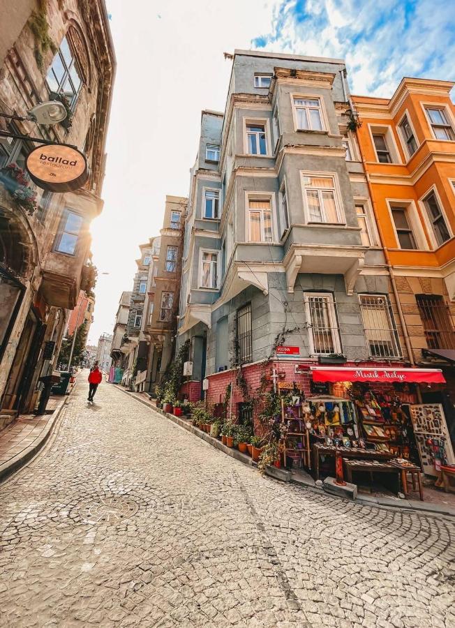 Apartment Balat Historical House