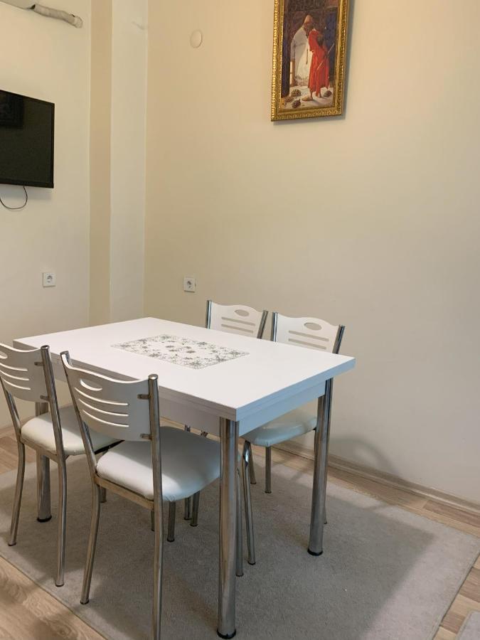 Old Sultan Apart Apartment