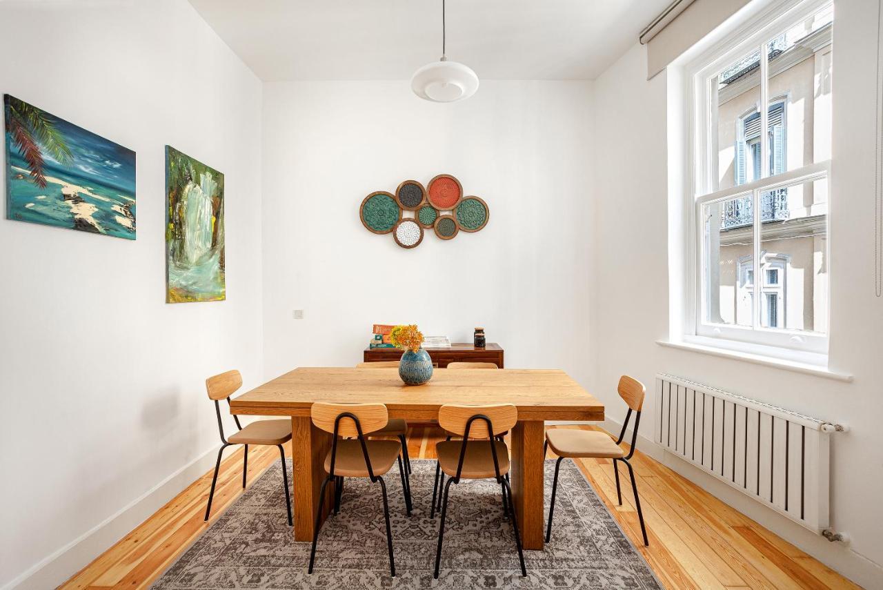Noa - Serdar-i Ekrem 31 Istambul