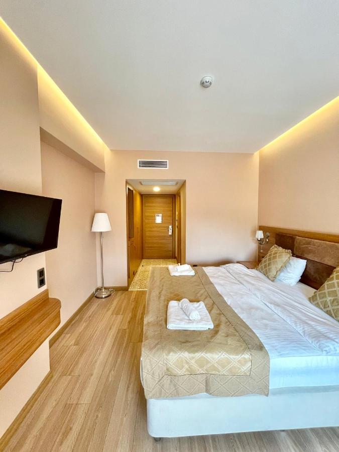 Otel Classes Airport