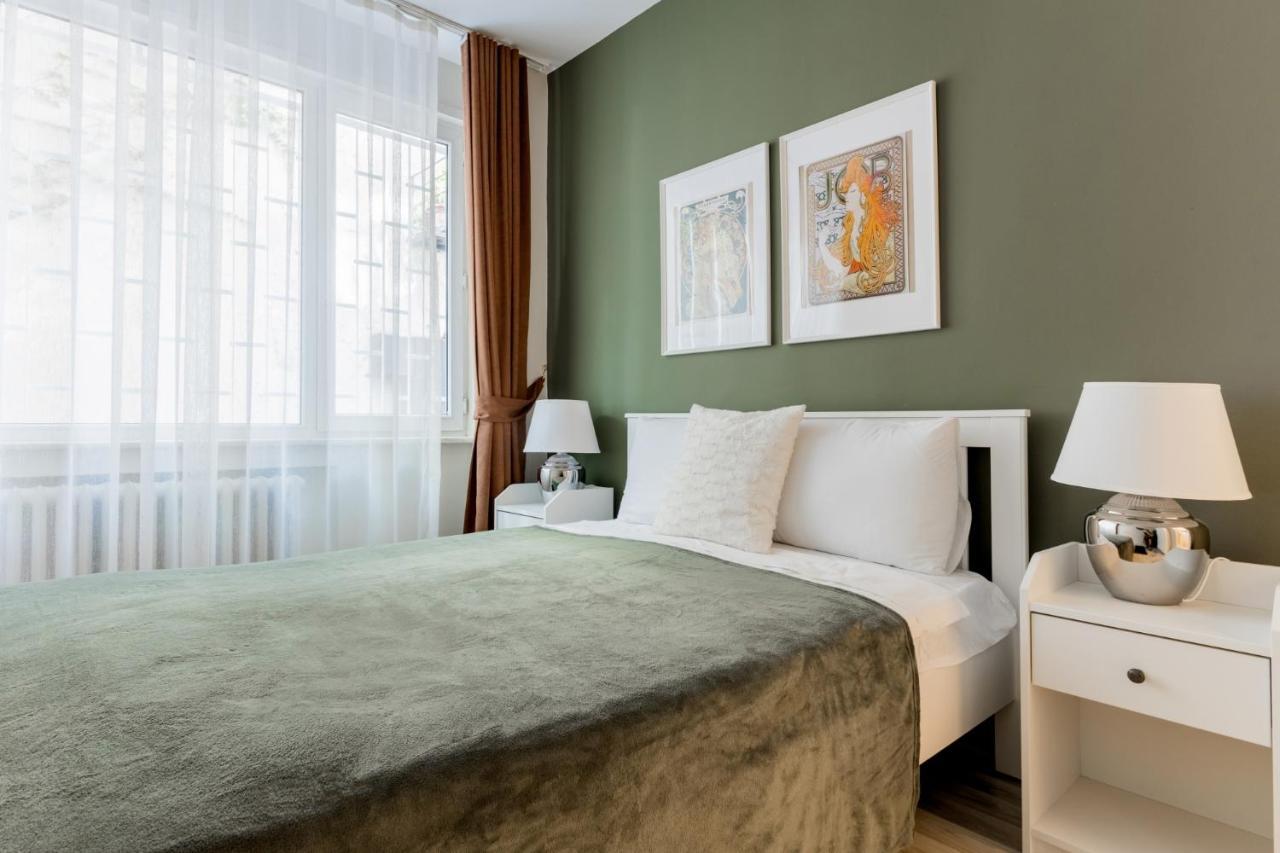 Exquisite And Spacious Flat In Central Nisantasi *