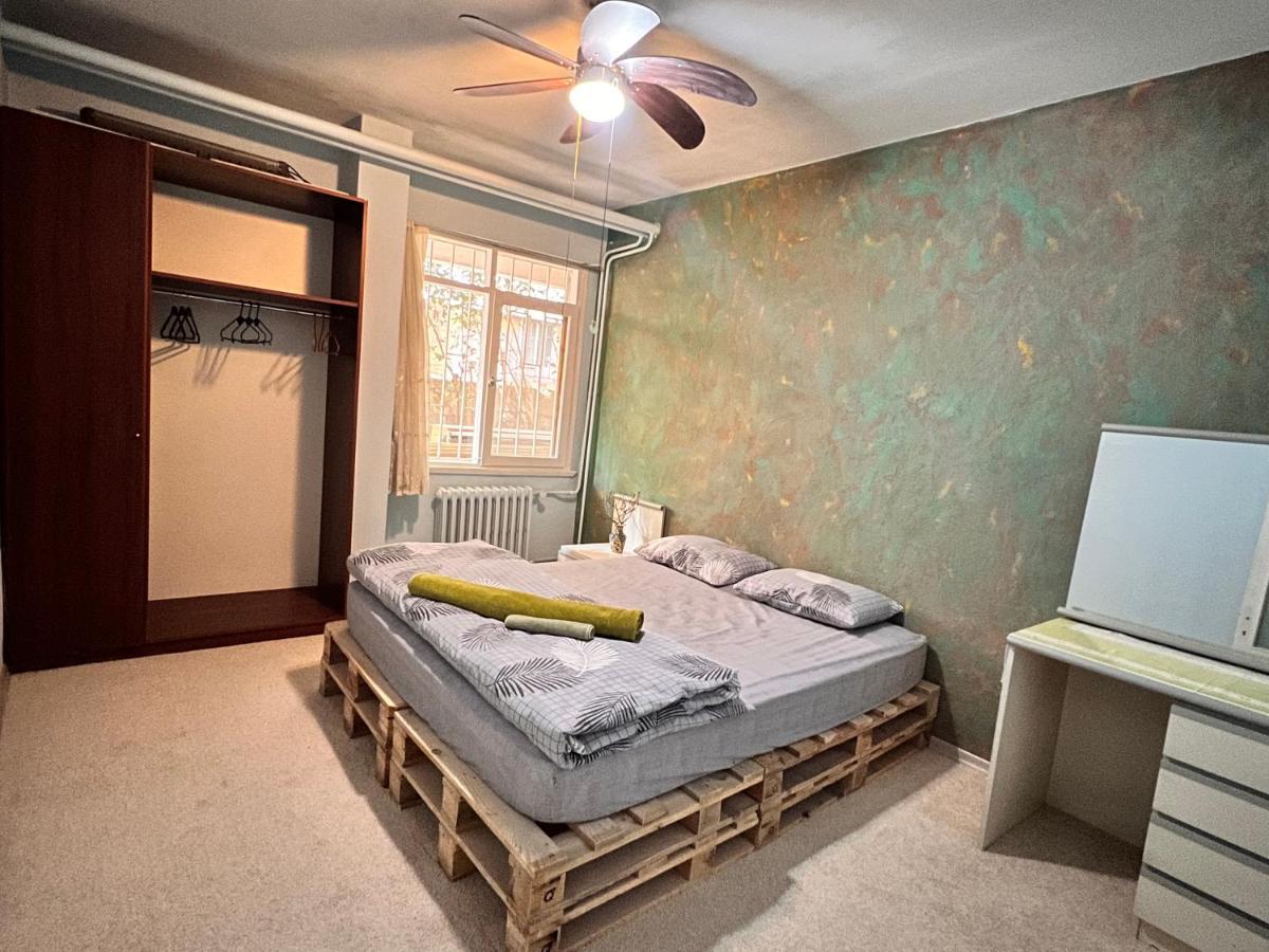 Sweet Flat In Bagdat St