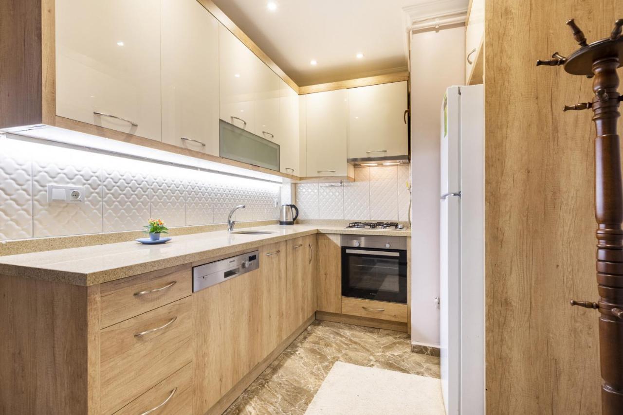 Modern And Central Flat In Nisantasi Istanbul