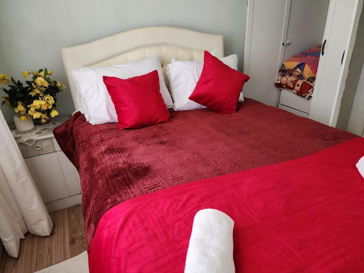 Two Bedroom Flat In The Garden At The Bosphorus Daire *