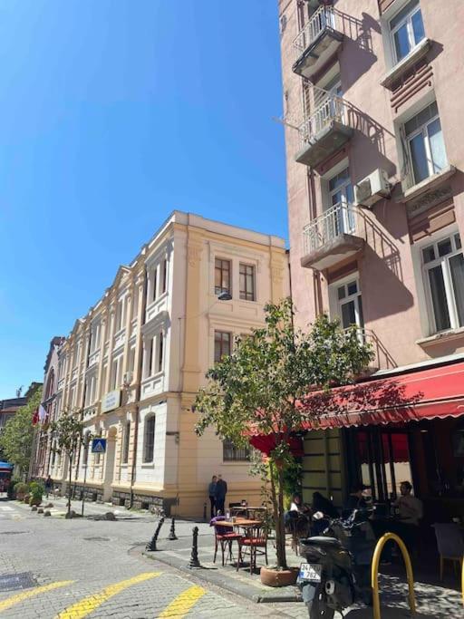 Kueltueruen Merkezinde Apartment *