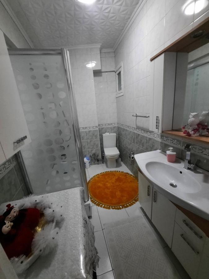 Taksimde Deniz Ve Marti Esliginde Uyanmak Istanbul