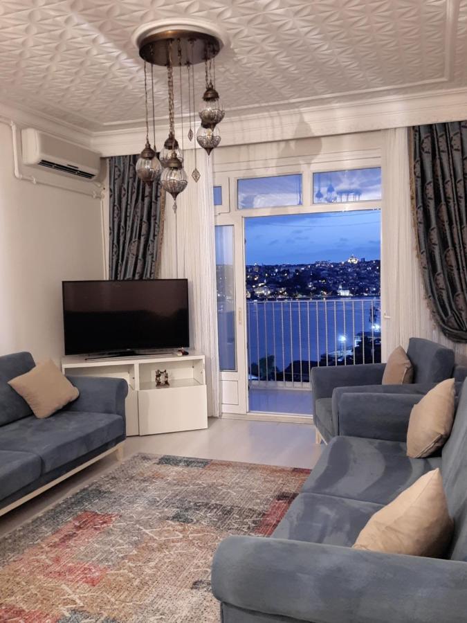 Taksimde Deniz Ve Marti Esliginde Uyanmak Apartment