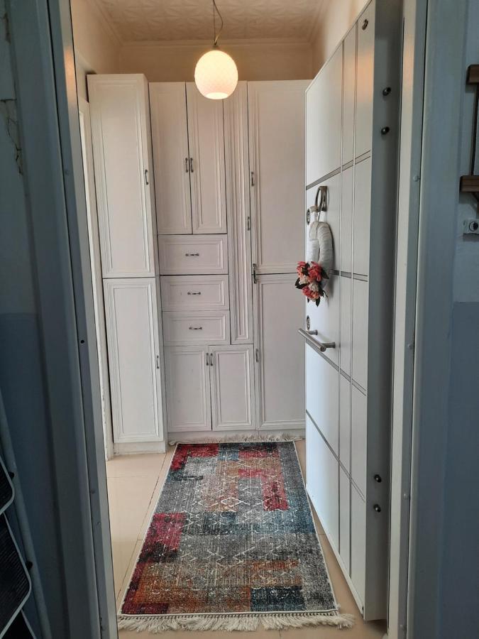 Taksimde Deniz Ve Marti Esliginde Uyanmak Apartment Istanbul