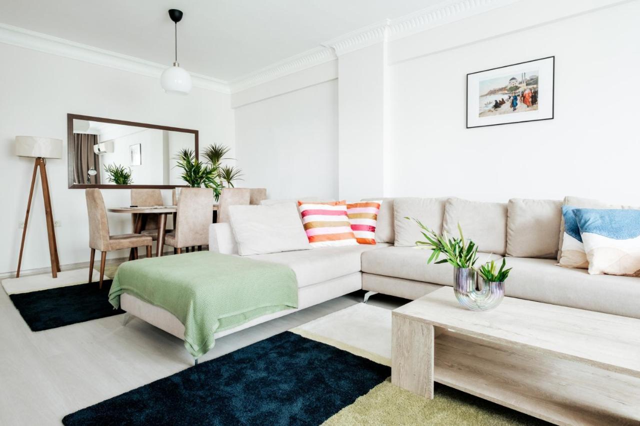 Sea View Flat W Balcony 5 Min To Dolmabahce Palace Apartment Istanbul