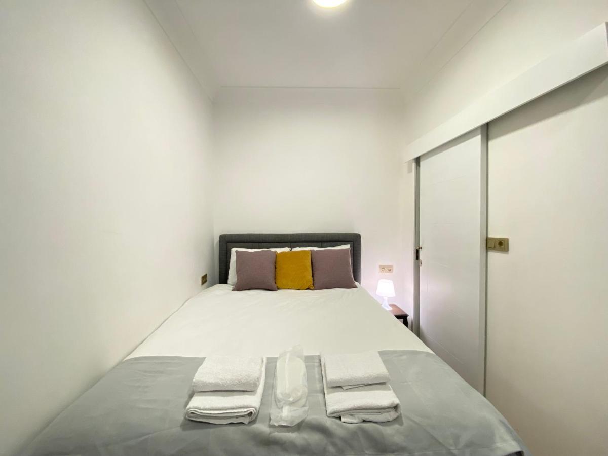 Luxury Flat In Taksim Square Apartment