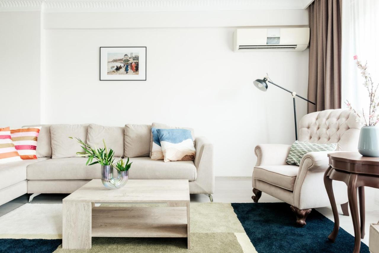 Apartment Sea View Flat W Balcony 5 Min To Dolmabahce Palace *