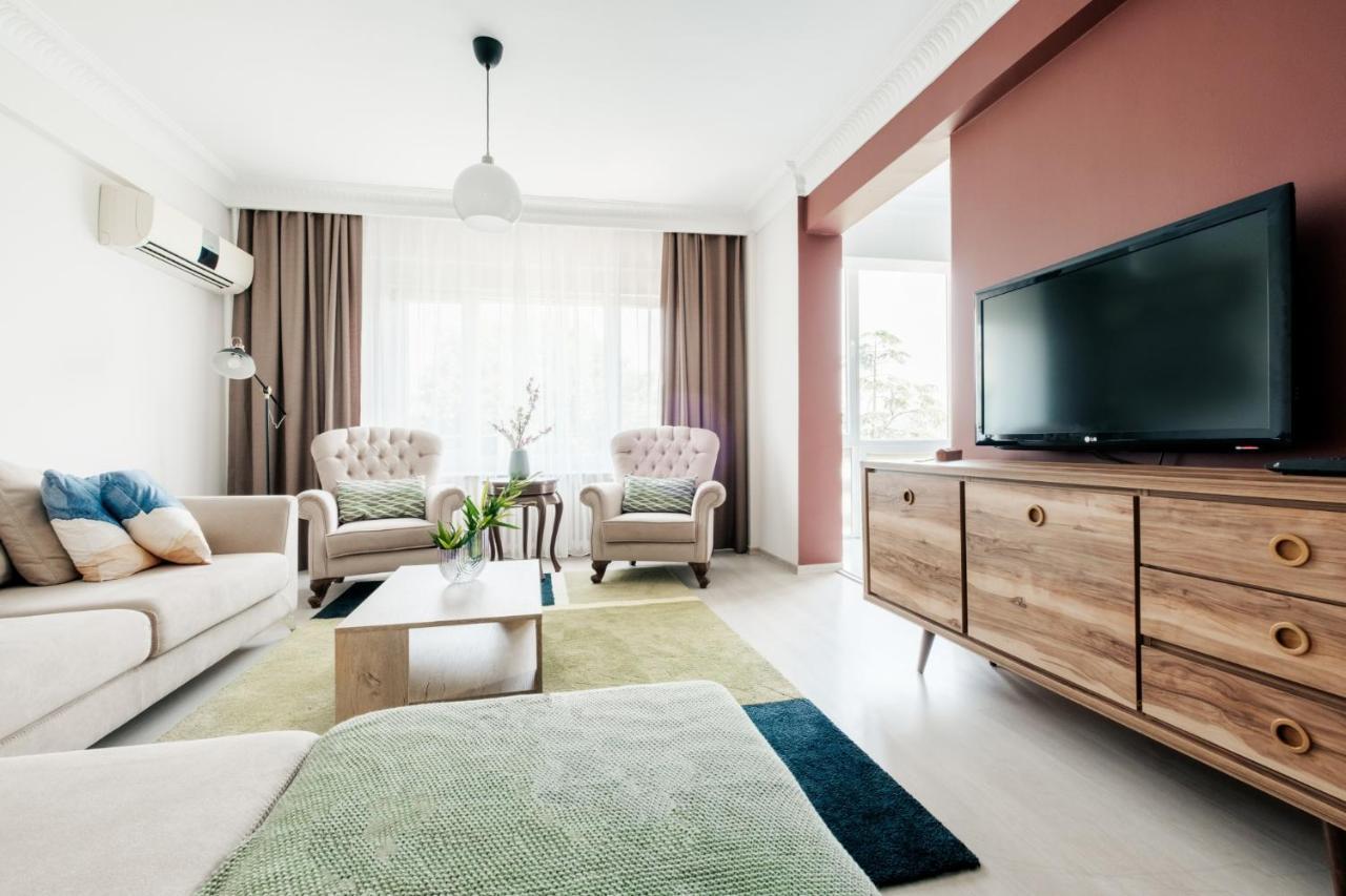 Sea View Flat W Balcony 5 Min To Dolmabahce Palace Apartment Istanbul