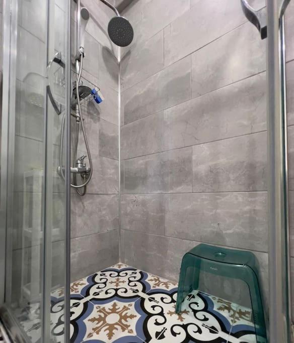 Apartment Spacious 2br Near Taksim