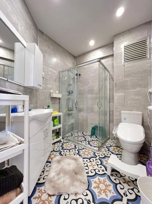 Apartment Spacious 2br Near Taksim