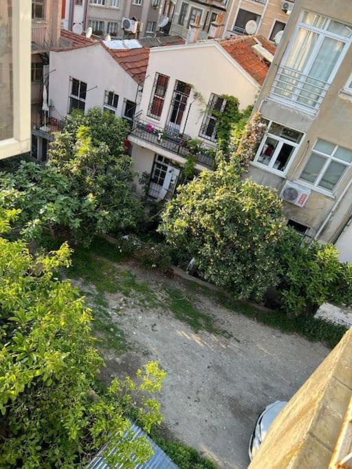 Spacious 2br Near Taksim Apartment *