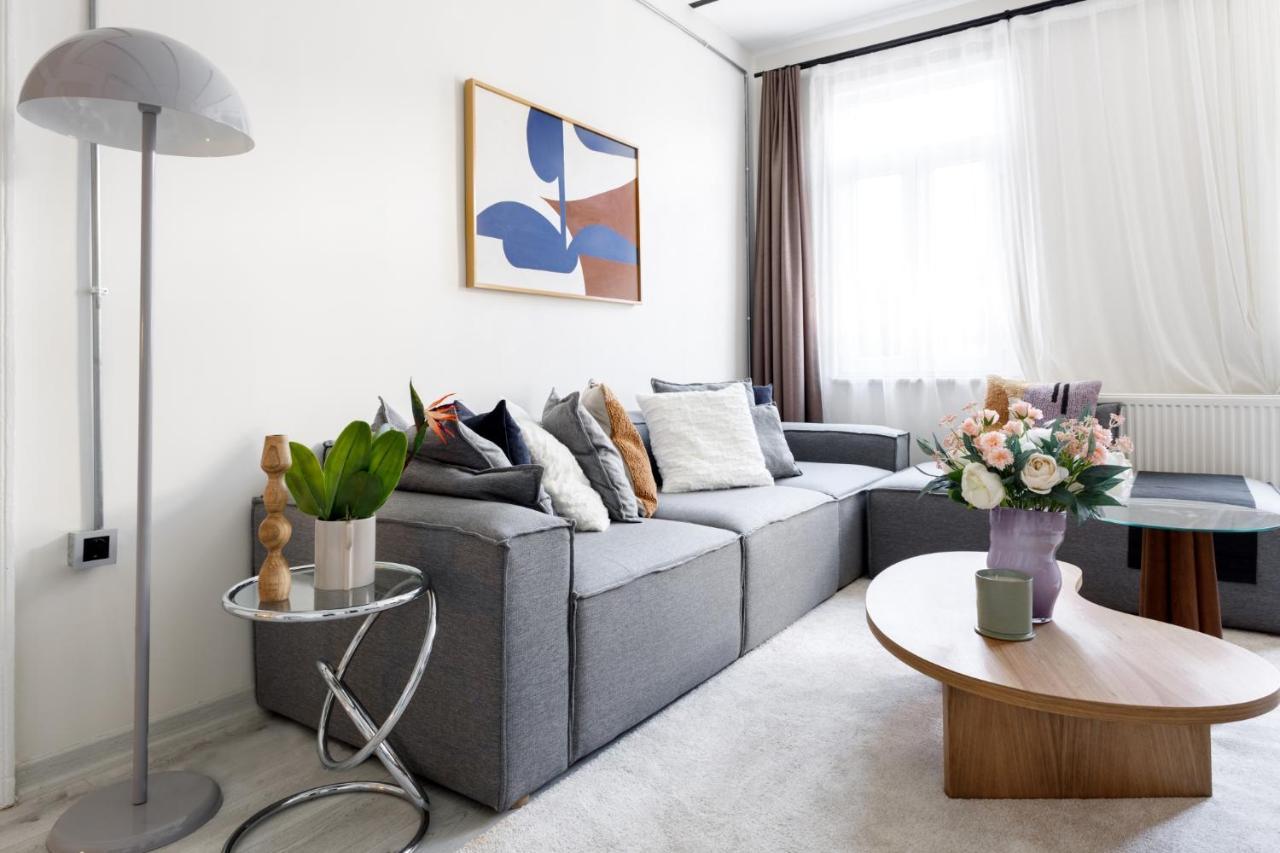 Chic Flat 5 Min To Galata Tower In Istiklal Ave *