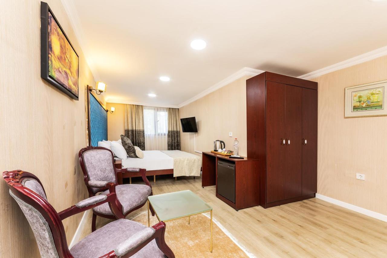 Brody Hotel