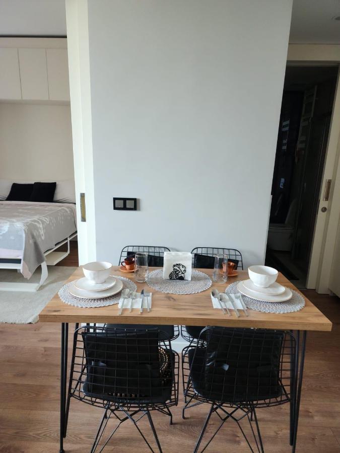 Toya Next 3 Apartment *
